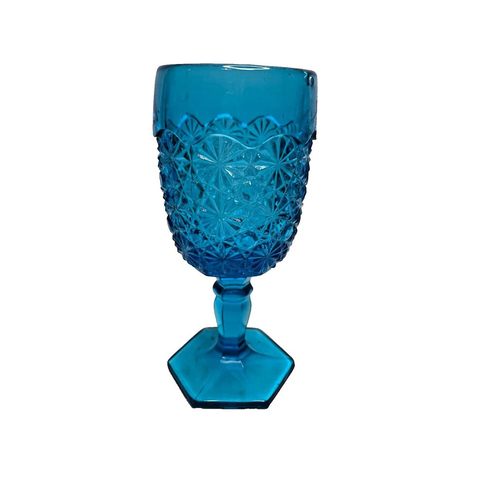 Daisy & Button Design Blue Pressed Pattern by L.E. Smith wine glass